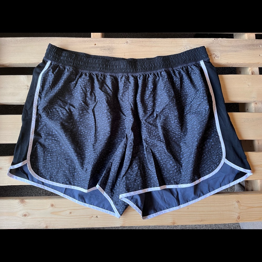 Black and gray patterned plus size running workout athletic shorts